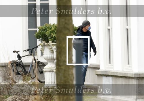 Den Haag 10 januari 2021
Corona overleg in het Catshuis . Mark Rutte kwam op de fiets .