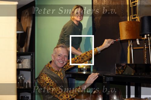 Noordwijk 14 januari 2021
Martien Meiland en zijn vrouw Erica helpen hun dochter Montana met de verbouwing van haar winkel.