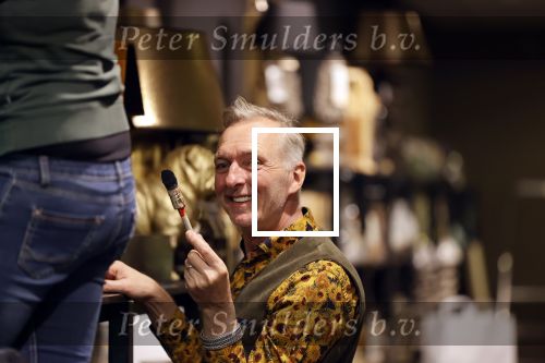 Noordwijk 14 januari 2021
Martien Meiland en zijn vrouw Erica helpen hun dochter Montana met de verbouwing van haar winkel.