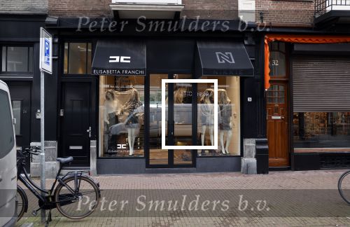 Amsterdam 6 januari 2021
Winkel Nikkie op mde PC Hooftstraat en Cornelis schuytstraat