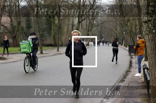 Amsterdam 5 februari 2021
Patricia Snel joggend in het vondelpark