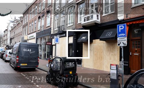 Amsterdam 27 januari 2021
Alle winkels in de pc hooftstraat zijn af getimmerd met hout ivm de verwachtte rellen en plunderingen.