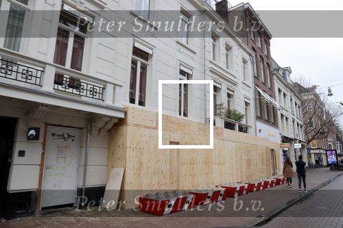 Amsterdam 27 januari 2021
Alle winkels in de pc hooftstraat zijn af getimmerd met hout ivm de verwachtte rellen en plunderingen.