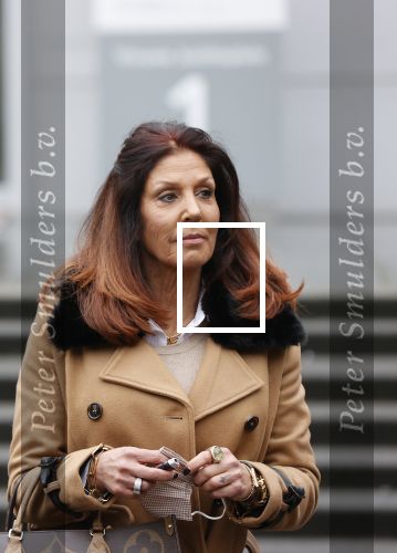 Utrecht 2 februari 2021
Rechtszaak Rachel Hazes tegen haar oude PA Marieke v Beek . Royce de Vries is de advocaat van Rachel. Marieke heeft advocaat Bernhard Tomlow. Ricardo Klaverdijk Big Willem v Boxtel en Jacqueline v d Gijp waren aanwezig.