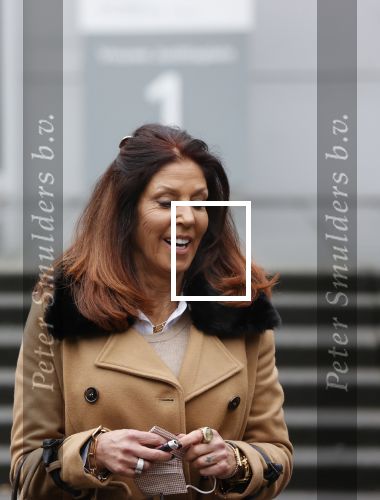 Utrecht 2 februari 2021
Rechtszaak Rachel Hazes tegen haar oude PA Marieke v Beek . Royce de Vries is de advocaat van Rachel. Marieke heeft advocaat Bernhard Tomlow. Ricardo Klaverdijk Big Willem v Boxtel en Jacqueline v d Gijp waren aanwezig.