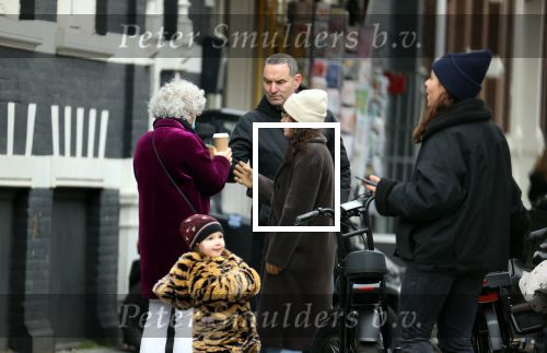 Amsterdam 6 januari 2021
Raoul Heertje met zijn vrouw en dochter in Amsterdam zuid