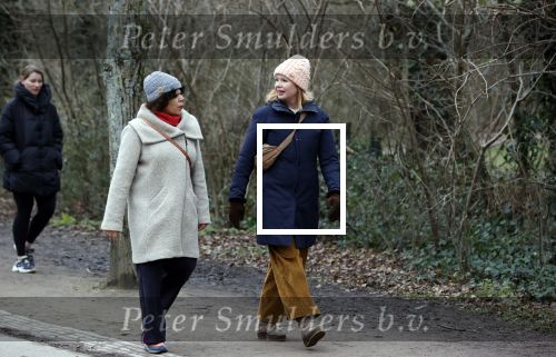 Amsterdam 16 februari 2021
Diverse BN ers in het vondelpark tijdens Corona. Tjitske Reidinga met een vriendin