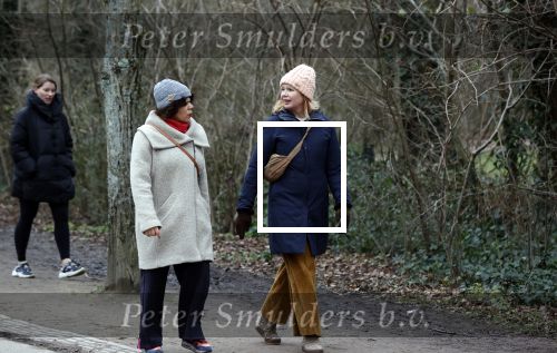 Amsterdam 16 februari 2021
Diverse BN ers in het vondelpark tijdens Corona. Tjitske Reidinga met een vriendin
