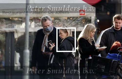 Amsterdam 23 januari 2021
Janke Dekker en Tom Egbers wandelend door Amsterdam zuid.