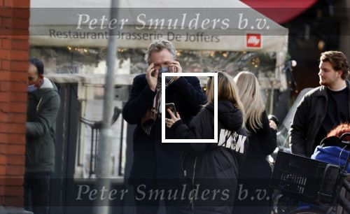 Amsterdam 23 januari 2021
Janke Dekker en Tom Egbers wandelend door Amsterdam zuid.