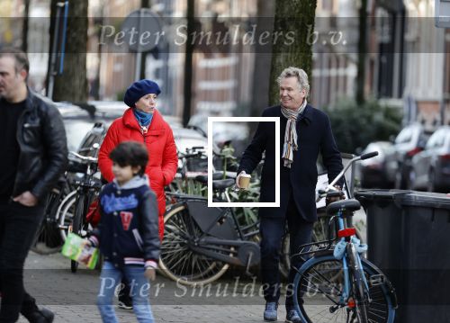 Amsterdam 23 januari 2021
Janke Dekker en Tom Egbers wandelend door Amsterdam zuid.