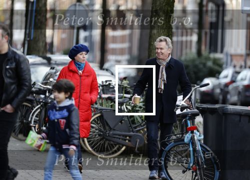 Amsterdam 23 januari 2021
Janke Dekker en Tom Egbers wandelend door Amsterdam zuid.