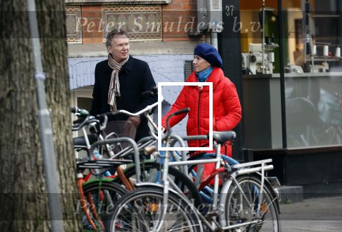 Amsterdam 23 januari 2021
Janke Dekker en Tom Egbers wandelend door Amsterdam zuid.