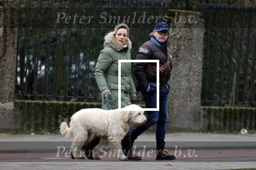 Amsterdam 11 januari 2021
Yvon Jaspers en haar hond met Marc Marie Huijbregts in het vondelpark.