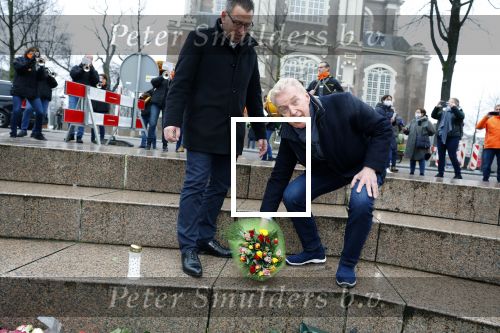 Amsterdam 15 januari 2021
Andre v Duin doopt zijn tulp in de westertoren en gaat daarna op een grote boot tulpen uitdelen op de grachten van Amsterdam.