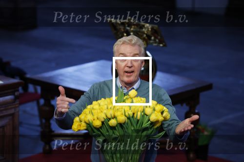 Amsterdam 15 januari 2021
Andre v Duin doopt zijn tulp in de westertoren en gaat daarna op een grote boot tulpen uitdelen op de grachten van Amsterdam.