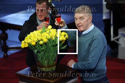 Amsterdam 15 januari 2021
Andre v Duin doopt zijn tulp in de westertoren en gaat daarna op een grote boot tulpen uitdelen op de grachten van Amsterdam.