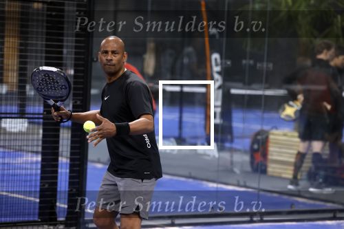 Amsterdam 12 februari 2022
Opening Plaza Padel in Amsterdam west . Aanwezig oa Ronald de Boer Jan Joost v Gangelen Kenneth Perez John v Lottum en Aron Winter. Aron kwam met zijn zoon