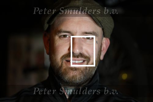 Arnhem 14 januari 2022
Ben Saunders met zijn vrouw en kinderen in zijn Tattooshop .