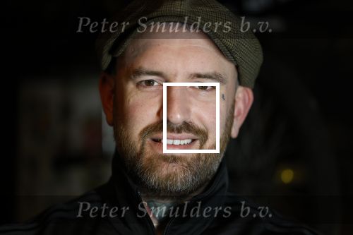 Arnhem 14 januari 2022
Ben Saunders met zijn vrouw en kinderen in zijn Tattooshop .