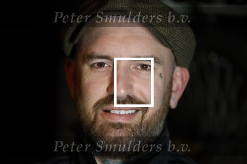 Arnhem 14 januari 2022
Ben Saunders met zijn vrouw en kinderen in zijn Tattooshop .