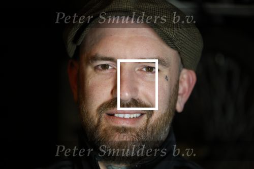 Arnhem 14 januari 2022
Ben Saunders met zijn vrouw en kinderen in zijn Tattooshop .