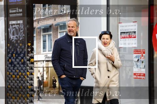 Amsterdam 18 januari 2022
Bert Kuizenga en zijn vrouw wandelend in Amsterdam zuid.