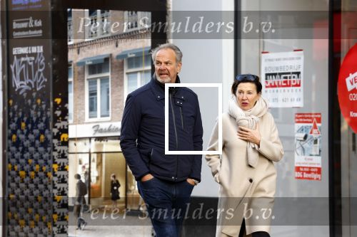 Amsterdam 18 januari 2022
Bert Kuizenga en zijn vrouw wandelend in Amsterdam zuid.