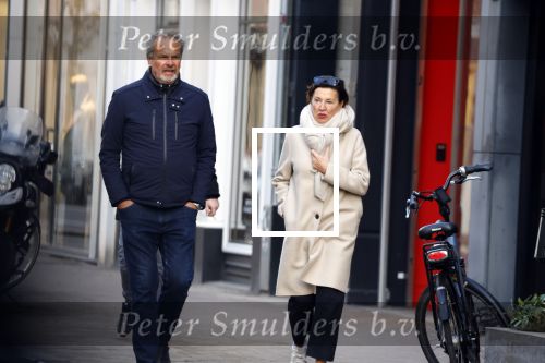 Amsterdam 18 januari 2022
Bert Kuizenga en zijn vrouw wandelend in Amsterdam zuid.