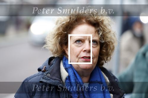 Amsterdam 19 januari 2022
Cabaretiers Bert Visscher en Jochem Myer tijdens de landelijke protestactie Kapsalon Theater in de Kleine Komedie. De cultuursector komt in actie tegen de coronamaatregelen. Tientallen theaters in heel Nederland  zijn omgebouwd tot een kapsalon. Brigitte Kaandorp