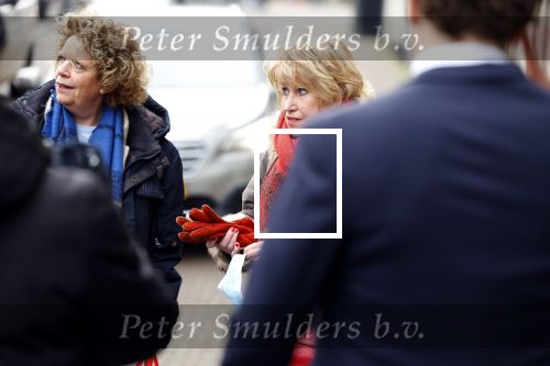 Amsterdam 19 januari 2022
Cabaretiers Bert Visscher en Jochem Myer tijdens de landelijke protestactie Kapsalon Theater in de Kleine Komedie. De cultuursector komt in actie tegen de coronamaatregelen. Tientallen theaters in heel Nederland  zijn omgebouwd tot een kapsalon. Brigitte Kaandorp en Jenny Arean
