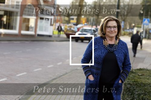 Laren 7 februari 2022
Catherine Keyl  bij boekpresentatie van Willibrord Frequin.