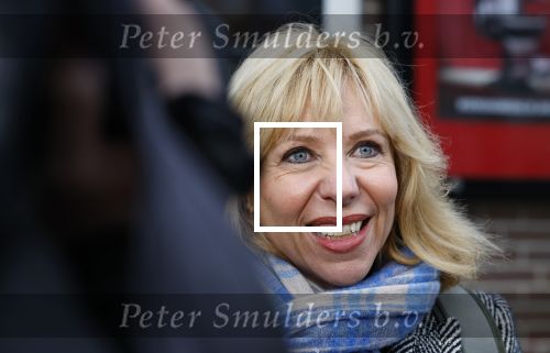 Amsterdam 19 januari 2022
Cabaretiers Bert Visscher en Jochem Myer tijdens de landelijke protestactie Kapsalon Theater in de Kleine Komedie. De cultuursector komt in actie tegen de coronamaatregelen. Tientallen theaters in heel Nederland  zijn omgebouwd tot een kapsalon. Claudia de Breij