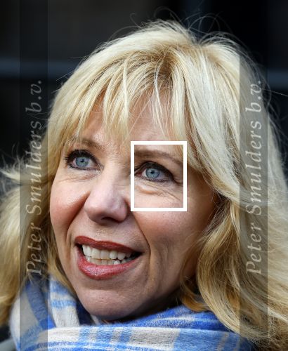 Amsterdam 19 januari 2022
Cabaretiers Bert Visscher en Jochem Myer tijdens de landelijke protestactie Kapsalon Theater in de Kleine Komedie. De cultuursector komt in actie tegen de coronamaatregelen. Tientallen theaters in heel Nederland  zijn omgebouwd tot een kapsalon. Claudia de Breij