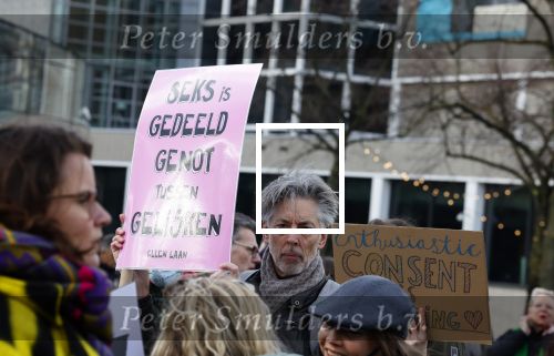 Amsterdam 29 januari 2022
Demonstratie tegen seksueel geweld op het museumplein. Karin Bloemen presenteert het .