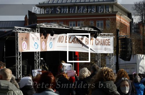 Amsterdam 29 januari 2022
Demonstratie tegen seksueel geweld op het museumplein. Karin Bloemen presenteert het .