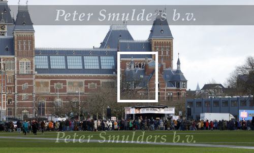 Amsterdam 29 januari 2022
Demonstratie tegen seksueel geweld op het museumplein. Karin Bloemen presenteert het .