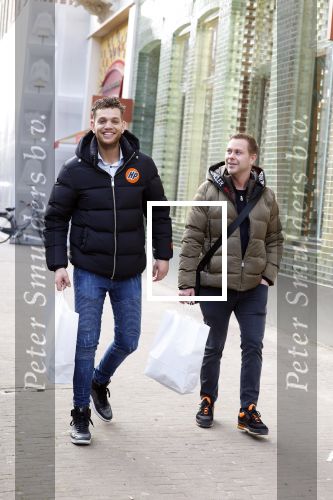 Amsterdam 2 februari 2022
Chahid Charrak ( Dutch performante) met zijn compagnon Eelco Kalsbeek op de pc hooftstraat