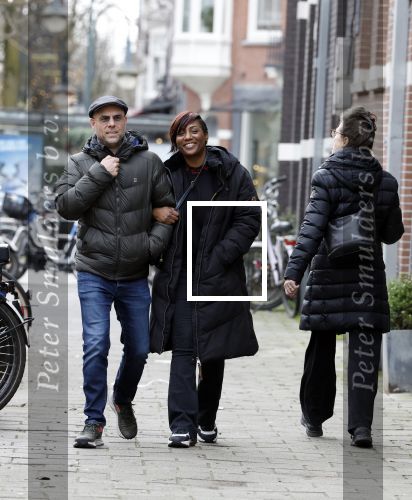 Amsterdam 10 februari 2022
Edsilia Rombley met haar man Tjeerd Oosterhuis in  Amsterdam zuid.