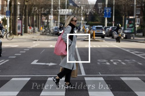 Amsterdam 12 februari 2022
Eva Jinek doet boodschappen in Amsterdam zuid.