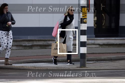 Amsterdam 12 februari 2022
Eva Jinek doet boodschappen in Amsterdam zuid.