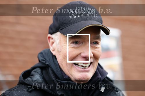 Den Haag 4 februari 2022
Rob en Ferdi Bolland worden geeerd met een plakaat op de muur van een huis met een tekst van 1 van hun liedjes daarop. Het hangt in de straat waar Rob Bolland woont.