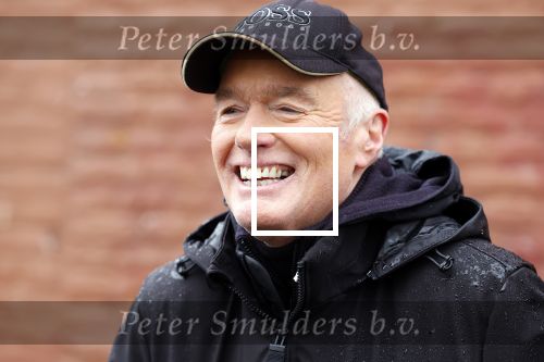 Den Haag 4 februari 2022
Rob en Ferdi Bolland worden geeerd met een plakaat op de muur van een huis met een tekst van 1 van hun liedjes daarop. Het hangt in de straat waar Rob Bolland woont.