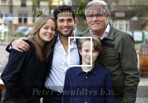 Laren 7 februari 2022
Fons de Poel en zijn kinderen  bij boekpresentatie van Willibrord Frequin in het bonte paard. Fons heeft het boek geschreven.