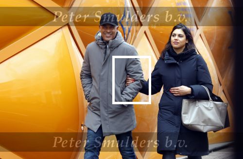 Amsterdam 25 januari 2022
Frank Rijkaard met zijn dochter Lindsay op de pc hooftstraat.