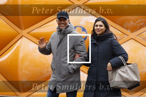 Amsterdam 25 januari 2022
Frank Rijkaard met zijn dochter Lindsay op de pc hooftstraat.