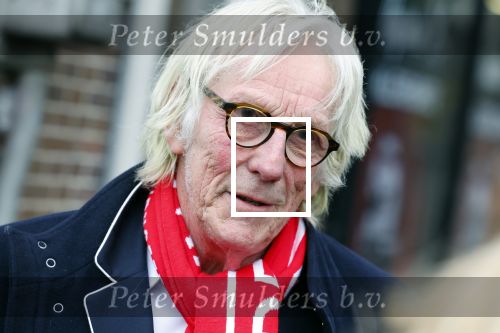 Amsterdam 19 januari 2022
Cabaretiers Bert Visscher en Jochem Myer tijdens de landelijke protestactie Kapsalon Theater in de Kleine Komedie. De cultuursector komt in actie tegen de coronamaatregelen. Tientallen theaters in heel Nederland  zijn omgebouwd tot een kapsalon. Freek de Jonge kwam met zijn vrouw