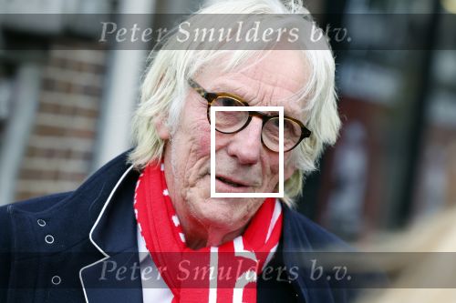 Amsterdam 19 januari 2022
Cabaretiers Bert Visscher en Jochem Myer tijdens de landelijke protestactie Kapsalon Theater in de Kleine Komedie. De cultuursector komt in actie tegen de coronamaatregelen. Tientallen theaters in heel Nederland  zijn omgebouwd tot een kapsalon. Freek de Jonge kwam met zijn vrouw