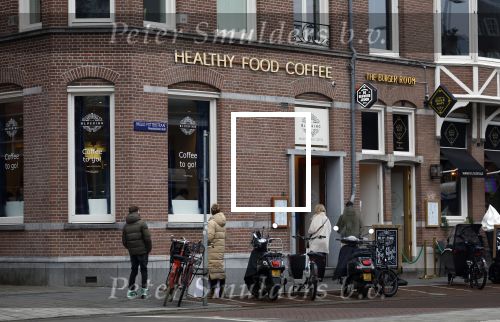 Amsterdam 15 januari 2022
Gordon heeft zijn restaurant Blushing en the burger Room geopend ondanks het verbod vanwege corona.