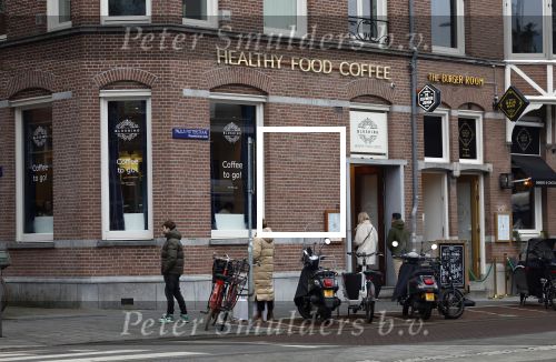 Amsterdam 15 januari 2022
Gordon heeft zijn restaurant Blushing en the burger Room geopend ondanks het verbod vanwege corona.